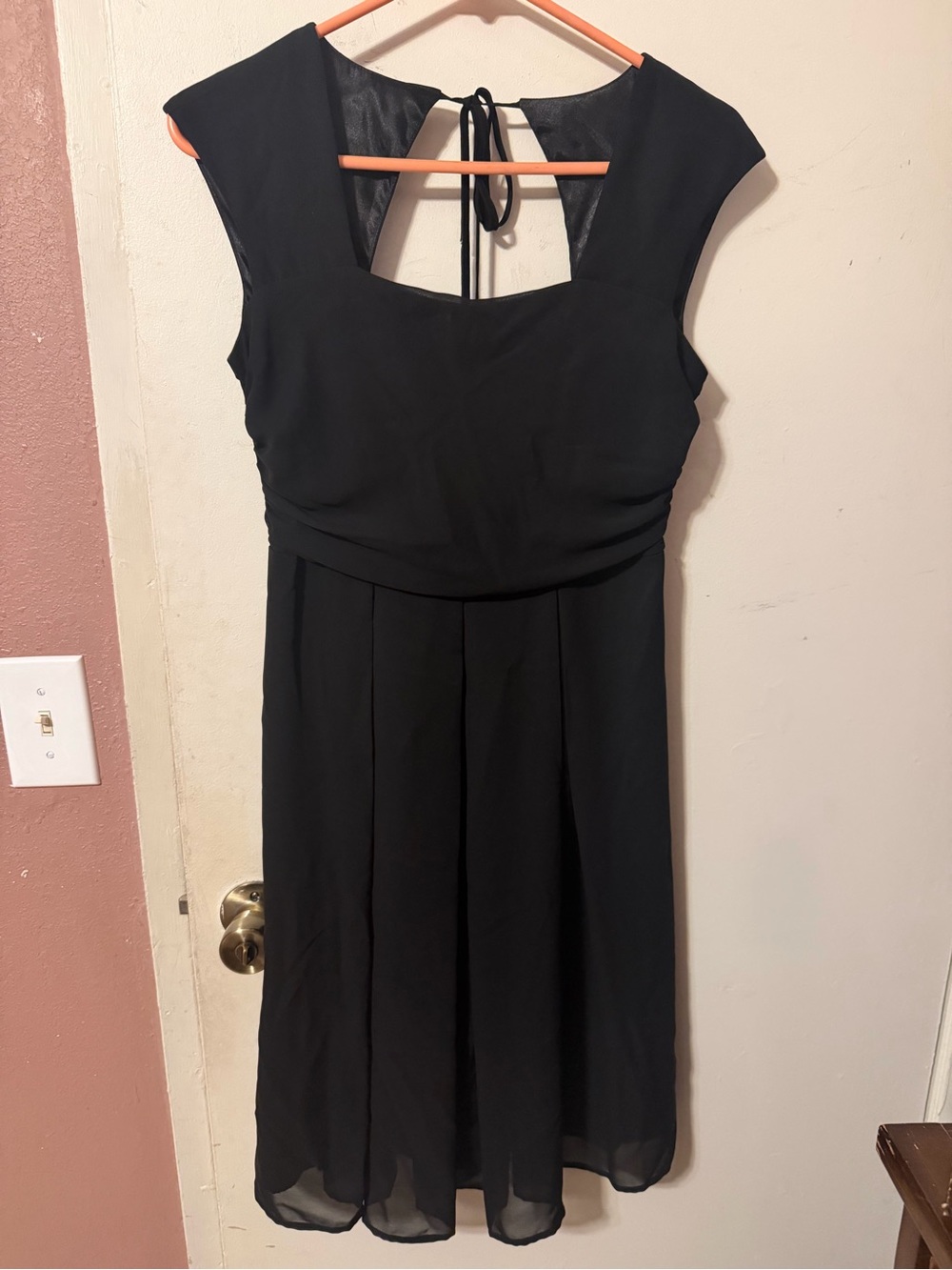 Amanda Lane Black Midi Cap-Sleeve Tie-Back Dress